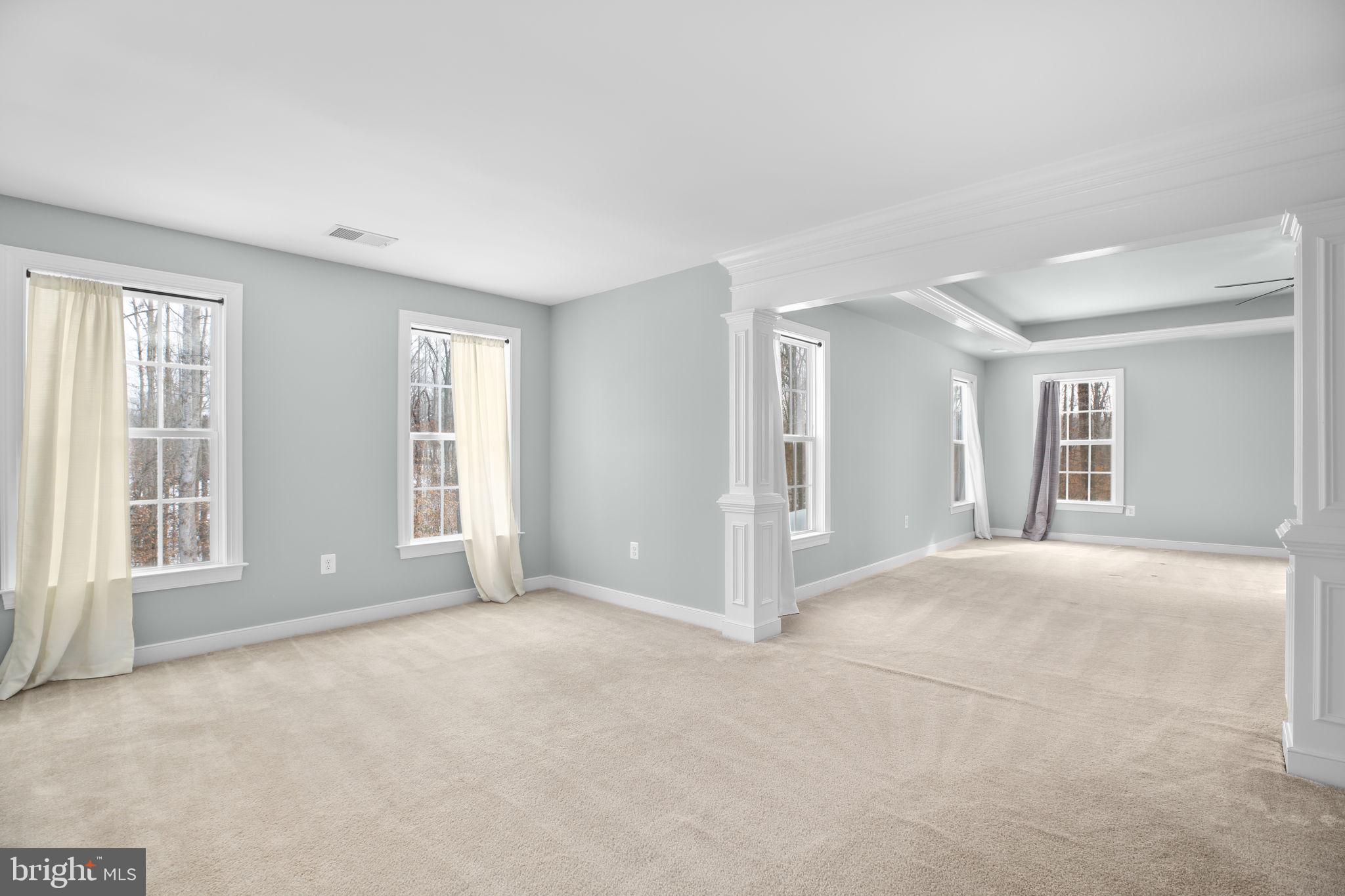 AUGUSTINE AT THE GLENS - Residential