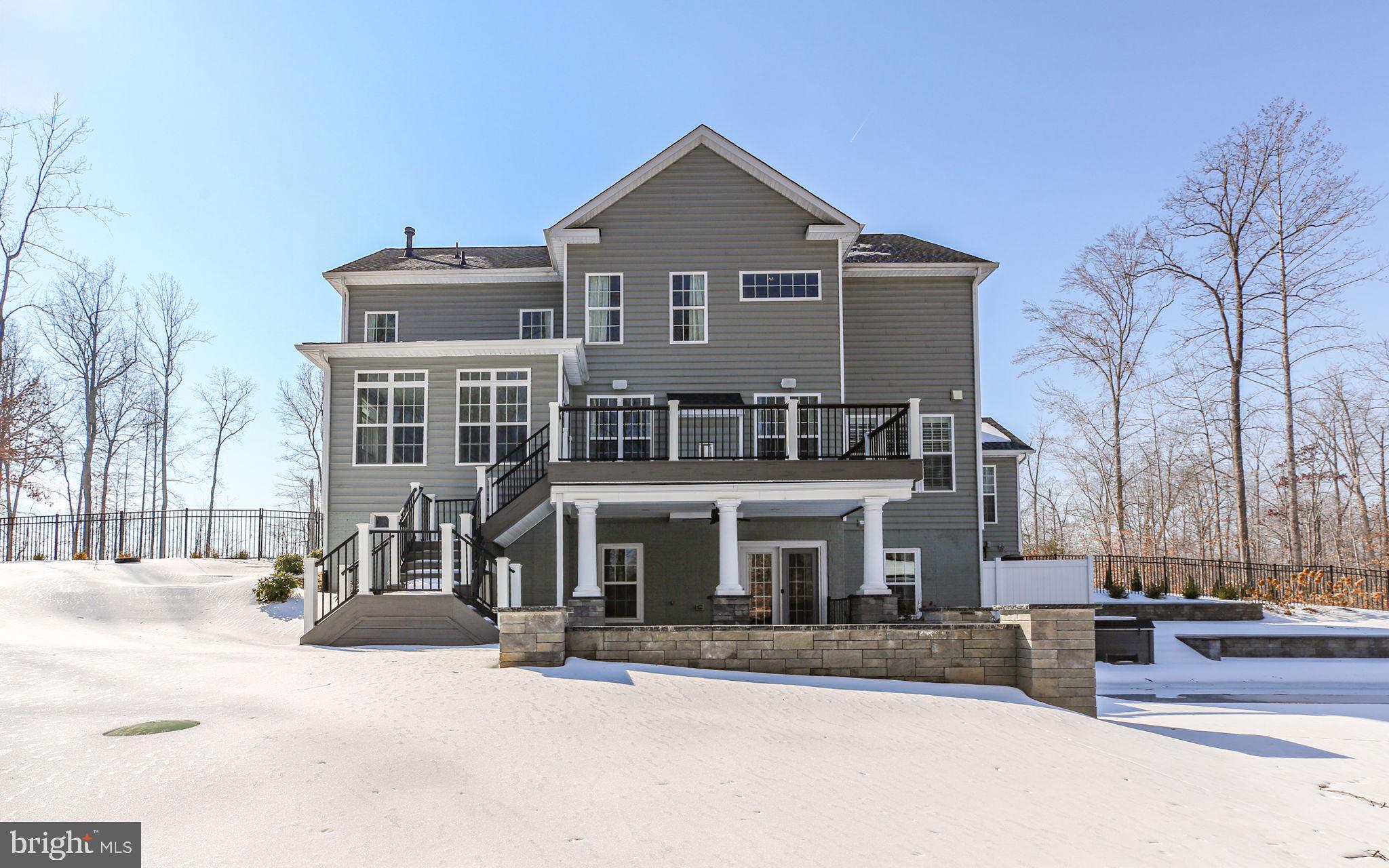 AUGUSTINE AT THE GLENS - Residential