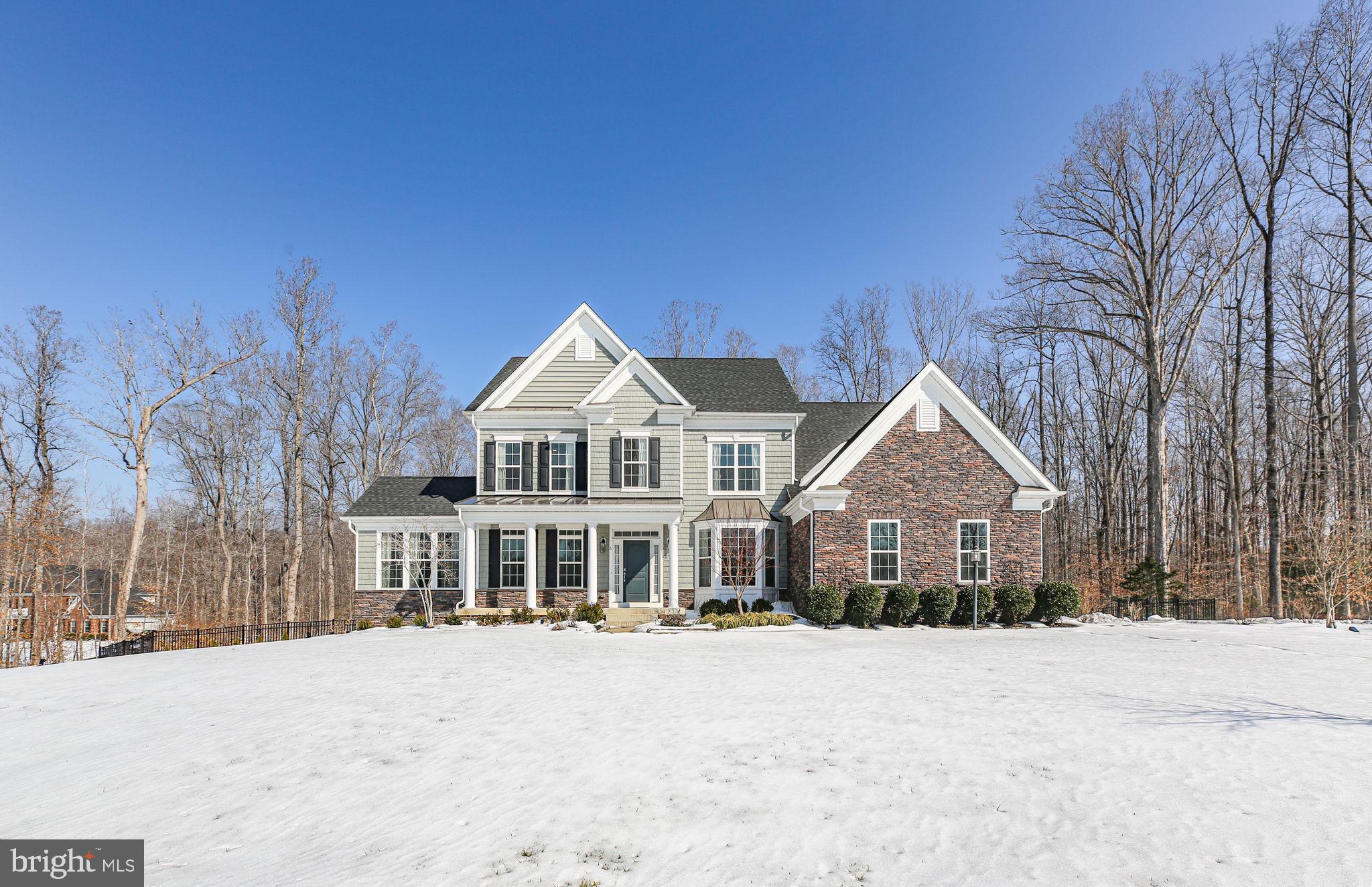 AUGUSTINE AT THE GLENS - Residential