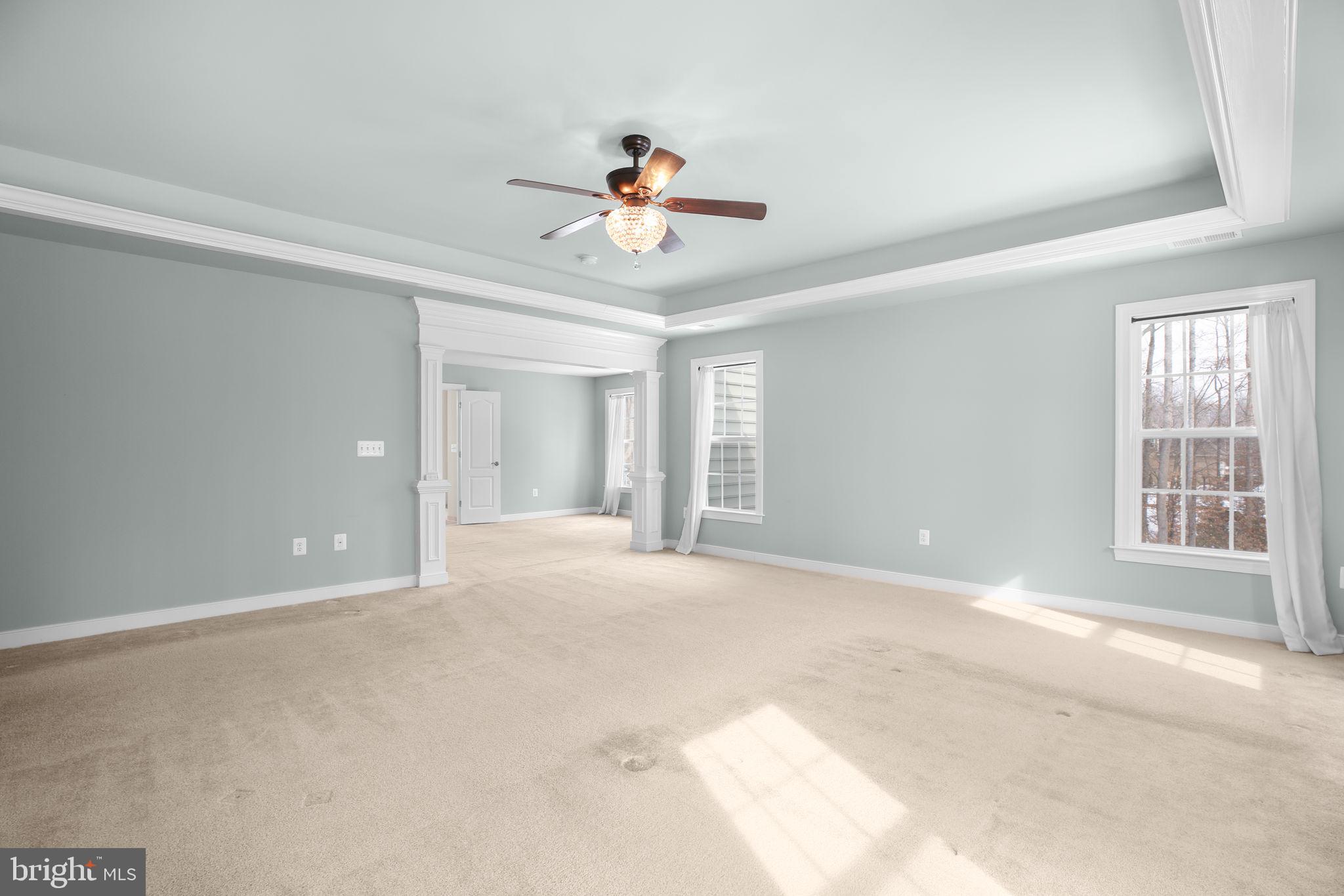 AUGUSTINE AT THE GLENS - Residential