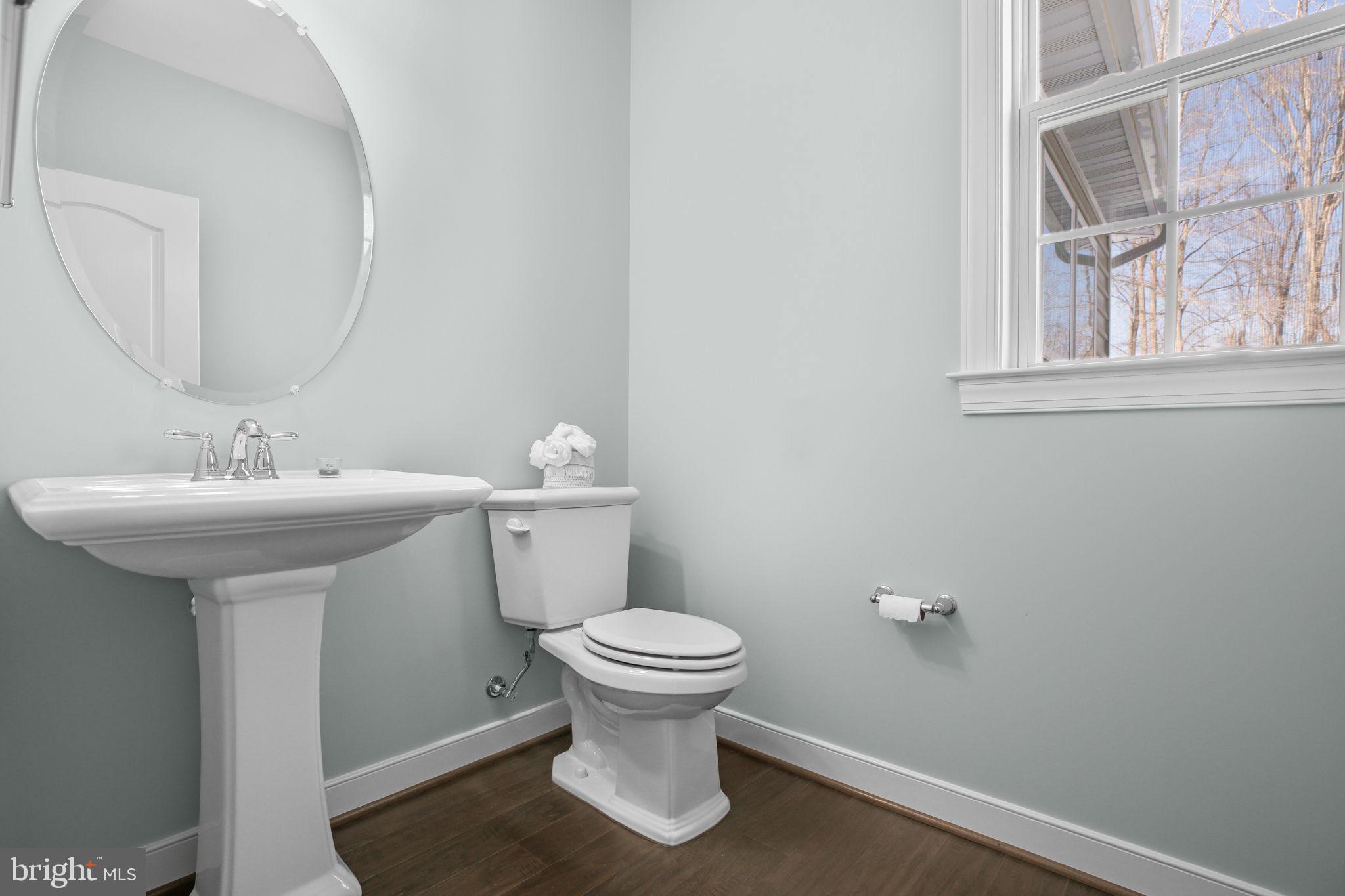 AUGUSTINE AT THE GLENS - Residential