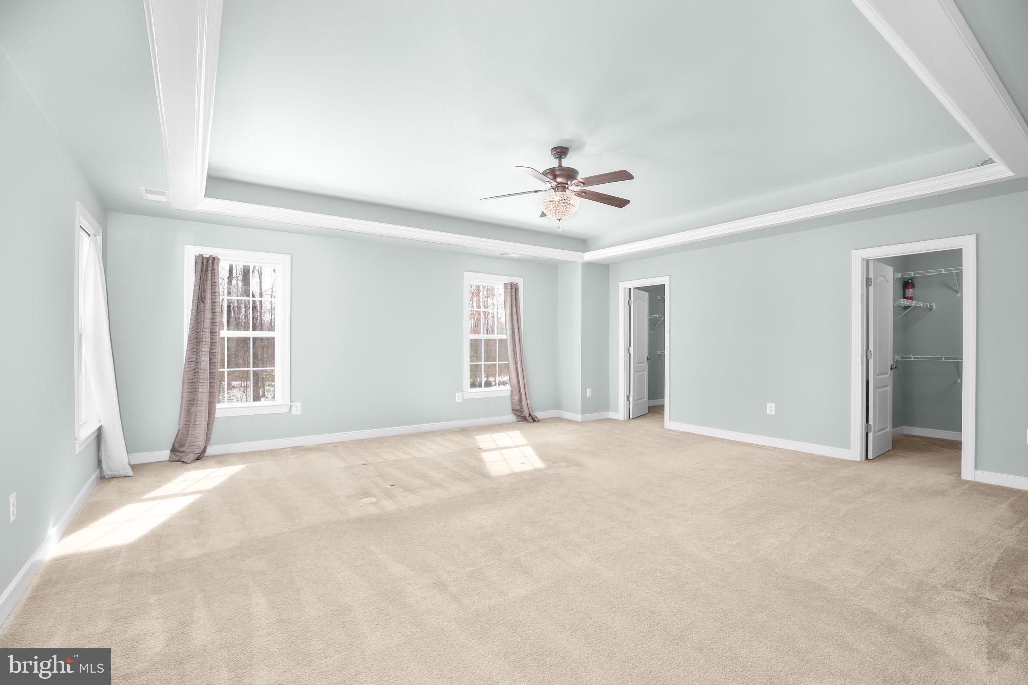 AUGUSTINE AT THE GLENS - Residential