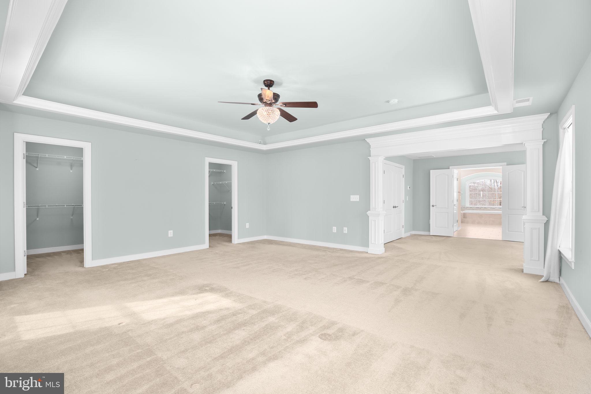 AUGUSTINE AT THE GLENS - Residential