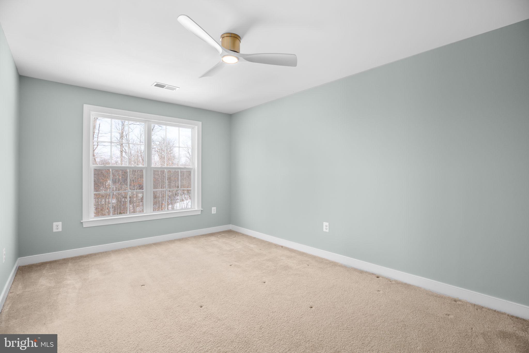 AUGUSTINE AT THE GLENS - Residential