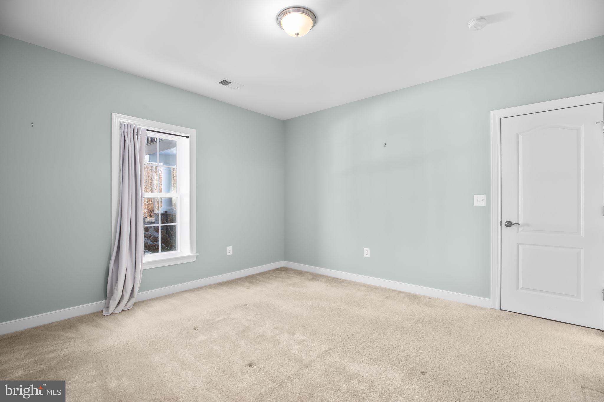 AUGUSTINE AT THE GLENS - Residential