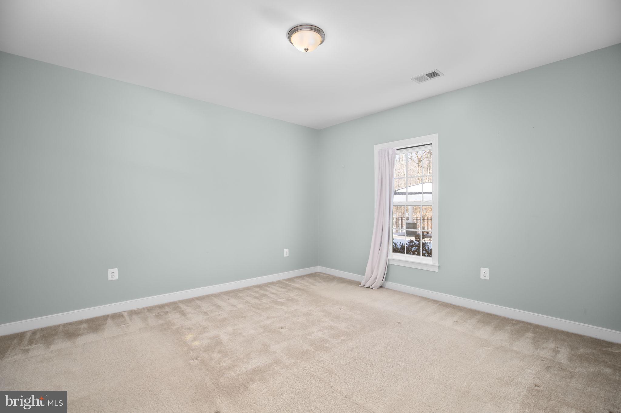 AUGUSTINE AT THE GLENS - Residential