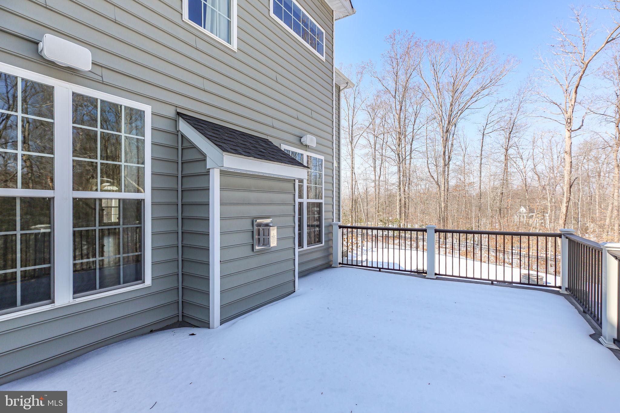 AUGUSTINE AT THE GLENS - Residential