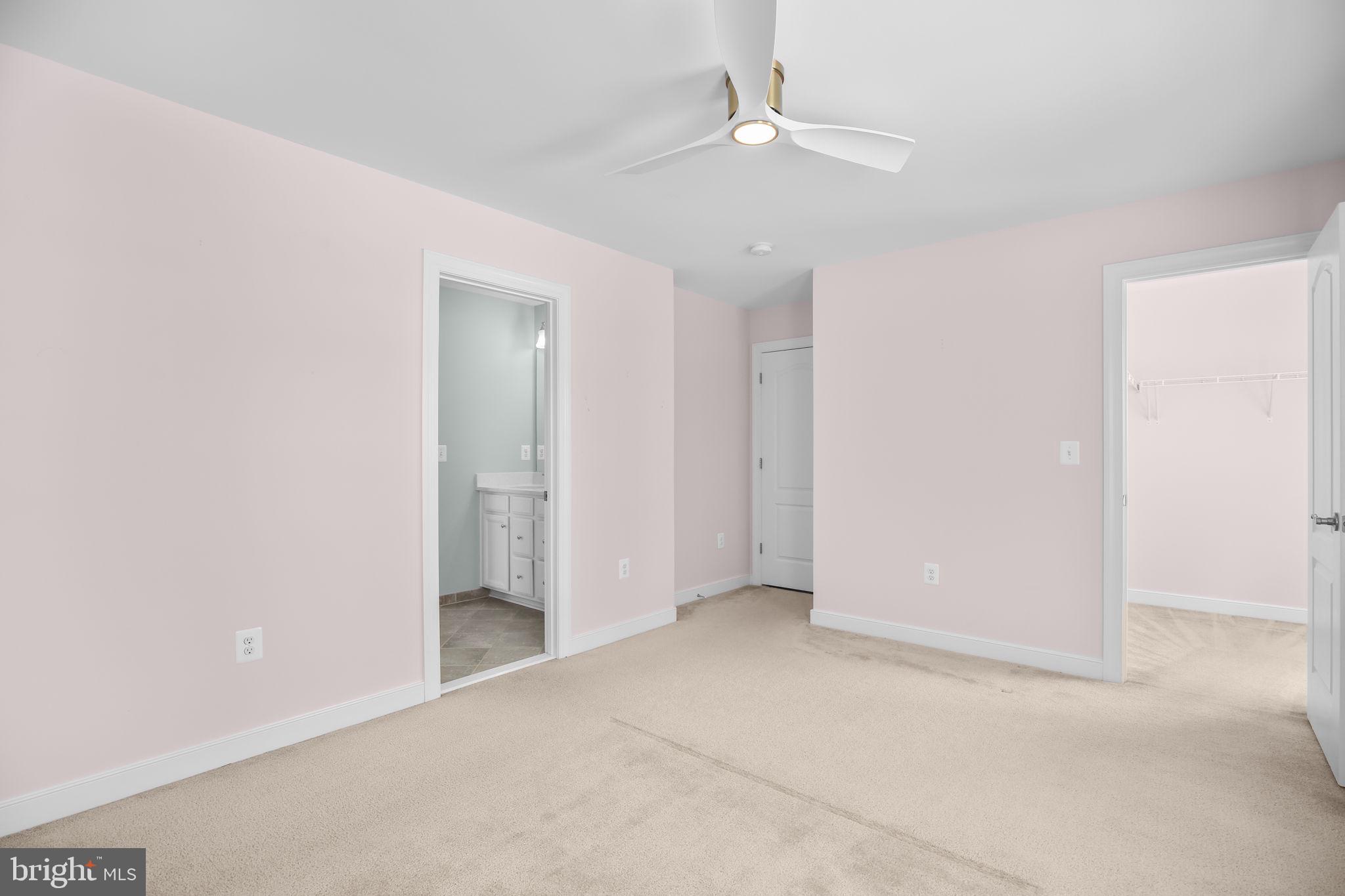 AUGUSTINE AT THE GLENS - Residential