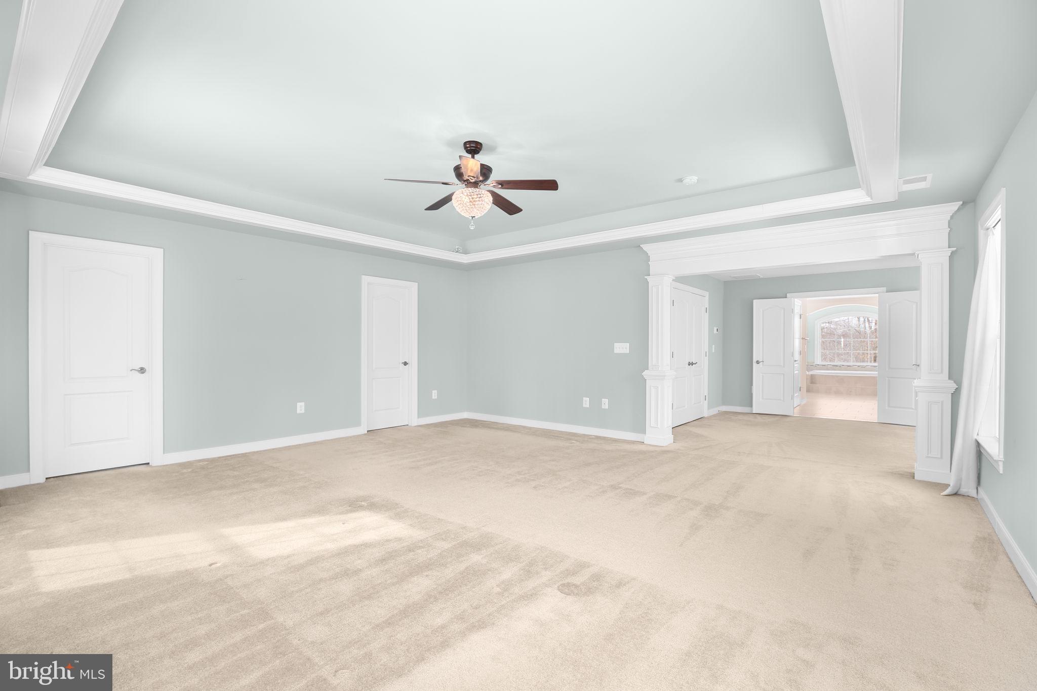 AUGUSTINE AT THE GLENS - Residential