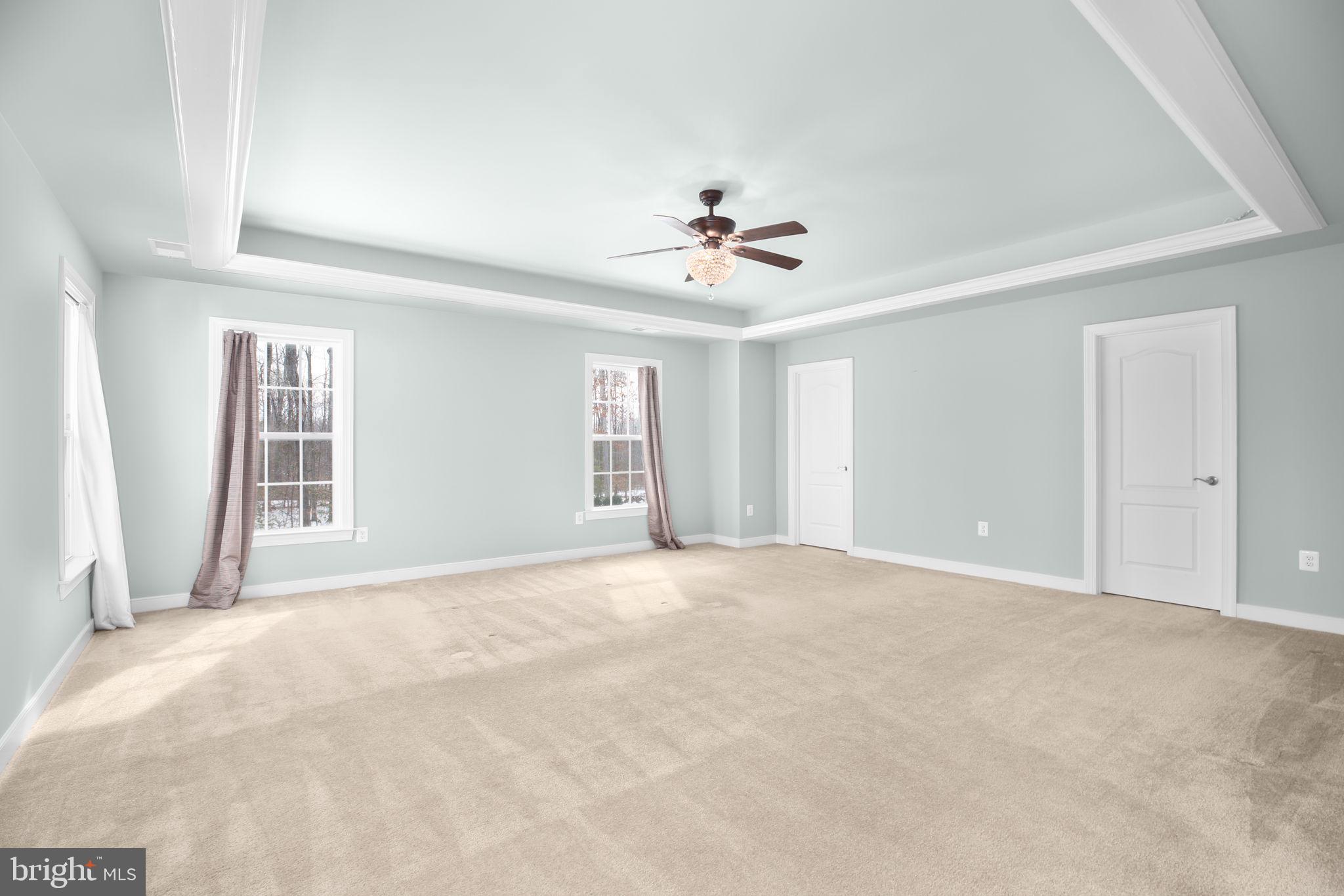 AUGUSTINE AT THE GLENS - Residential