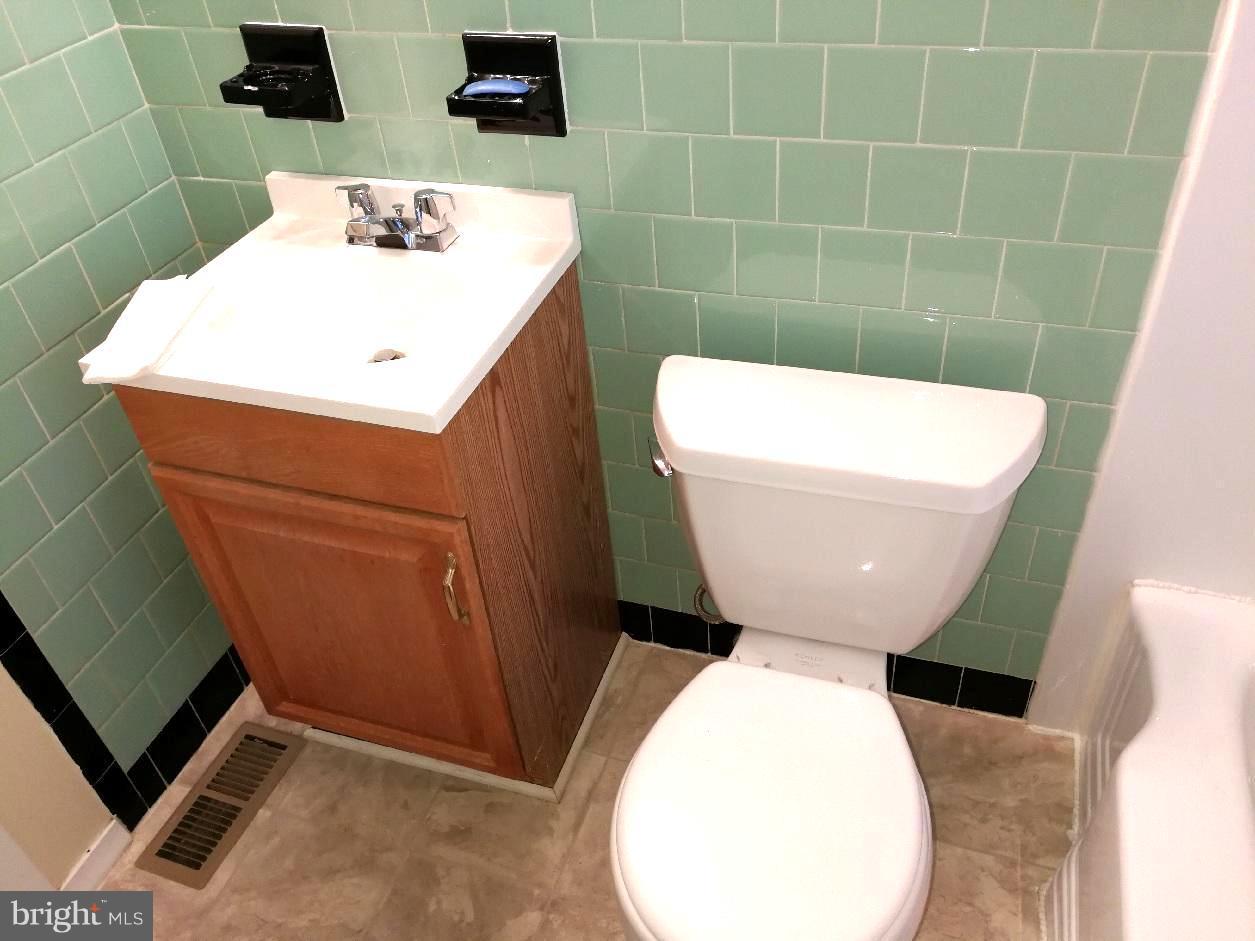 SUBURBIA - Residential