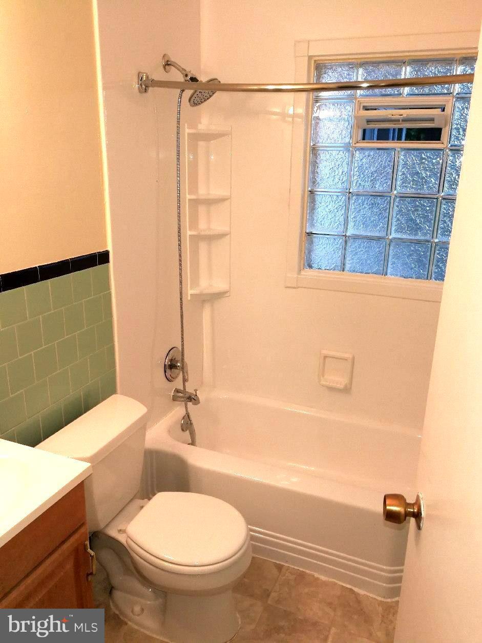 SUBURBIA - Residential