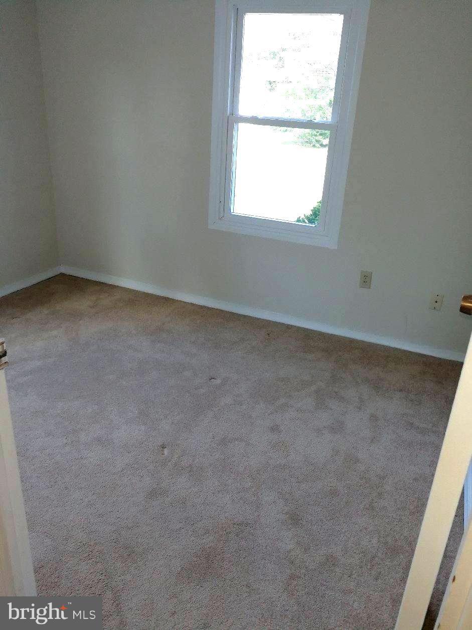 SUBURBIA - Residential