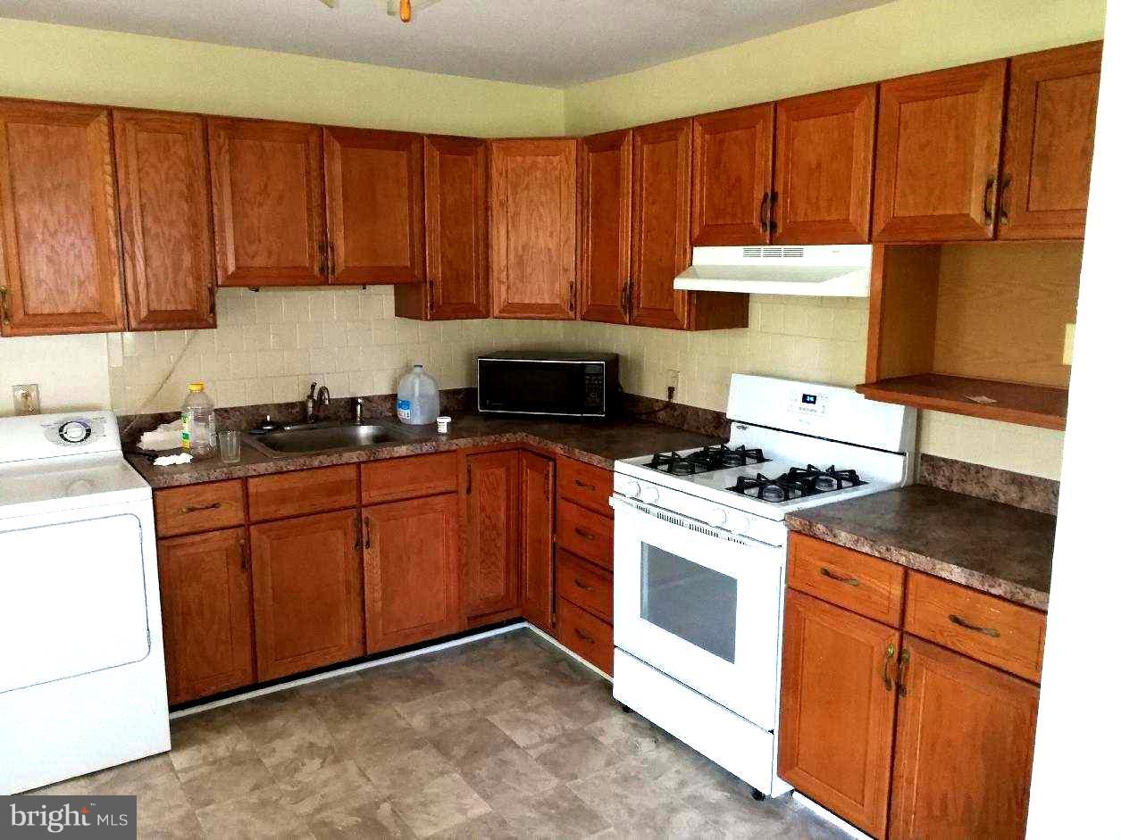 SUBURBIA - Residential