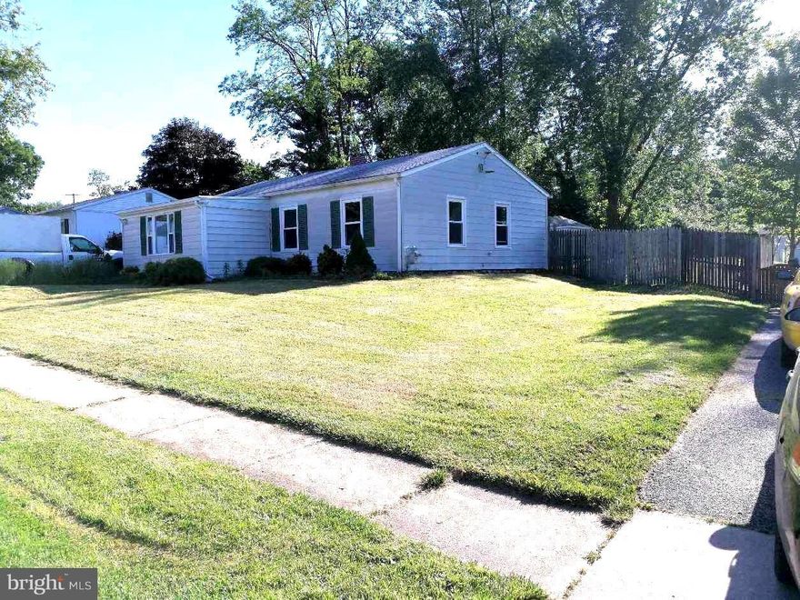 3 bedroom 1 full bathroom rancher. Shows well. Spacious foyer, great bright sunroom with a lot of windows, eat in kitchen, car port. Newer HVAC.. Large fenced level back yard with storage shed and big private patio. Great quiet location close to I-795, shopping, restaurants and other. Seller's contribution towards Buyer's closing cost.