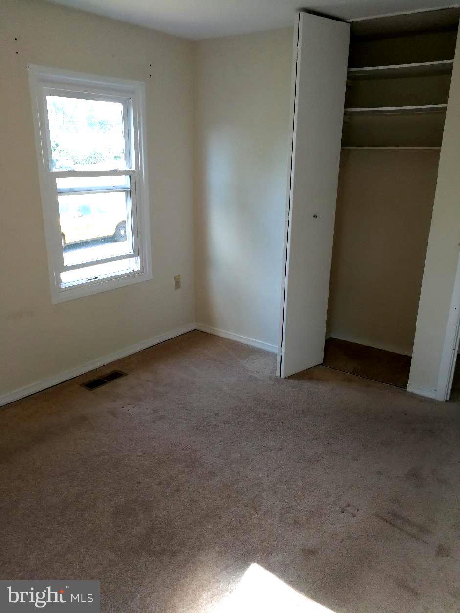 SUBURBIA - Residential