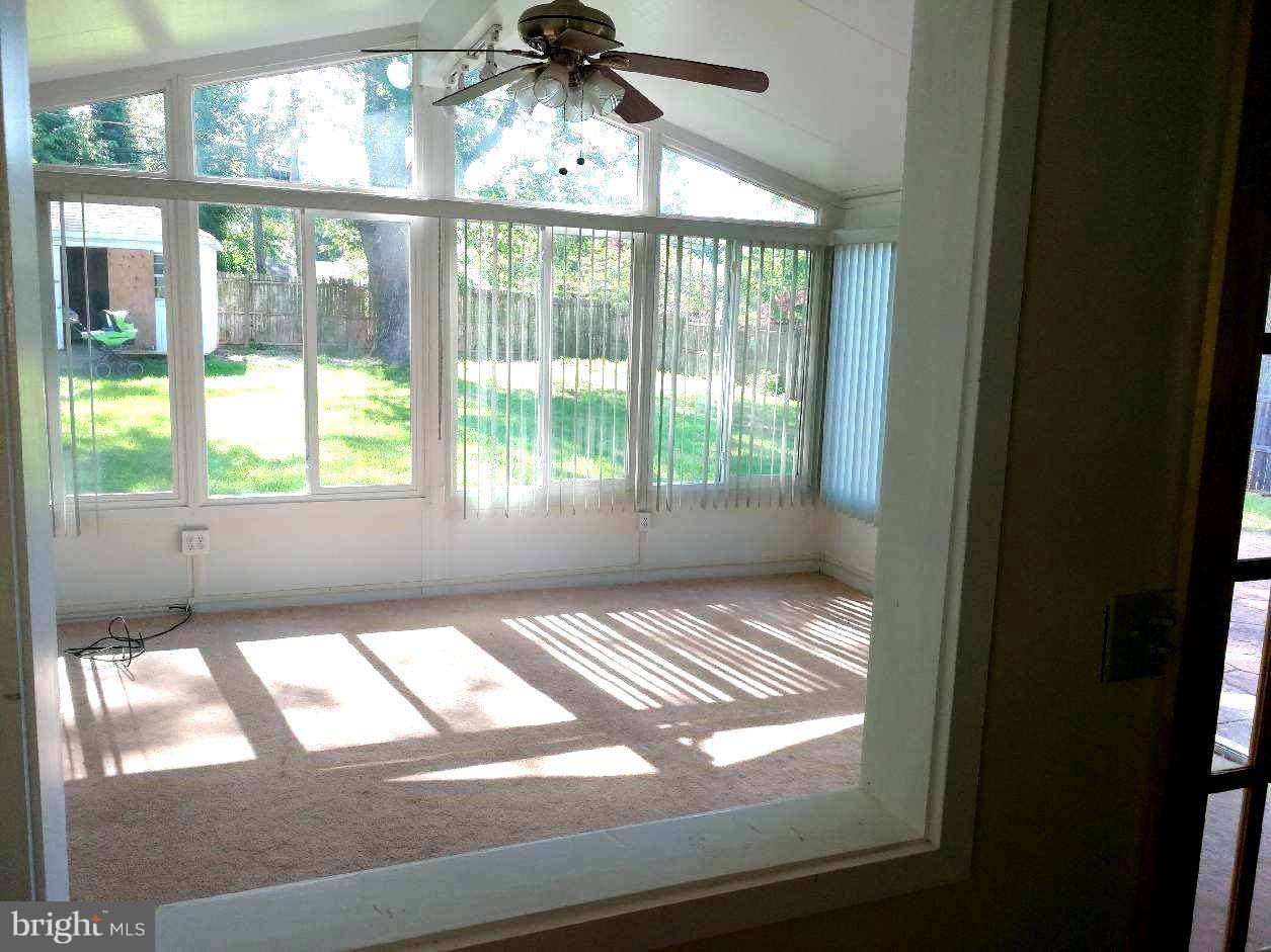 SUBURBIA - Residential