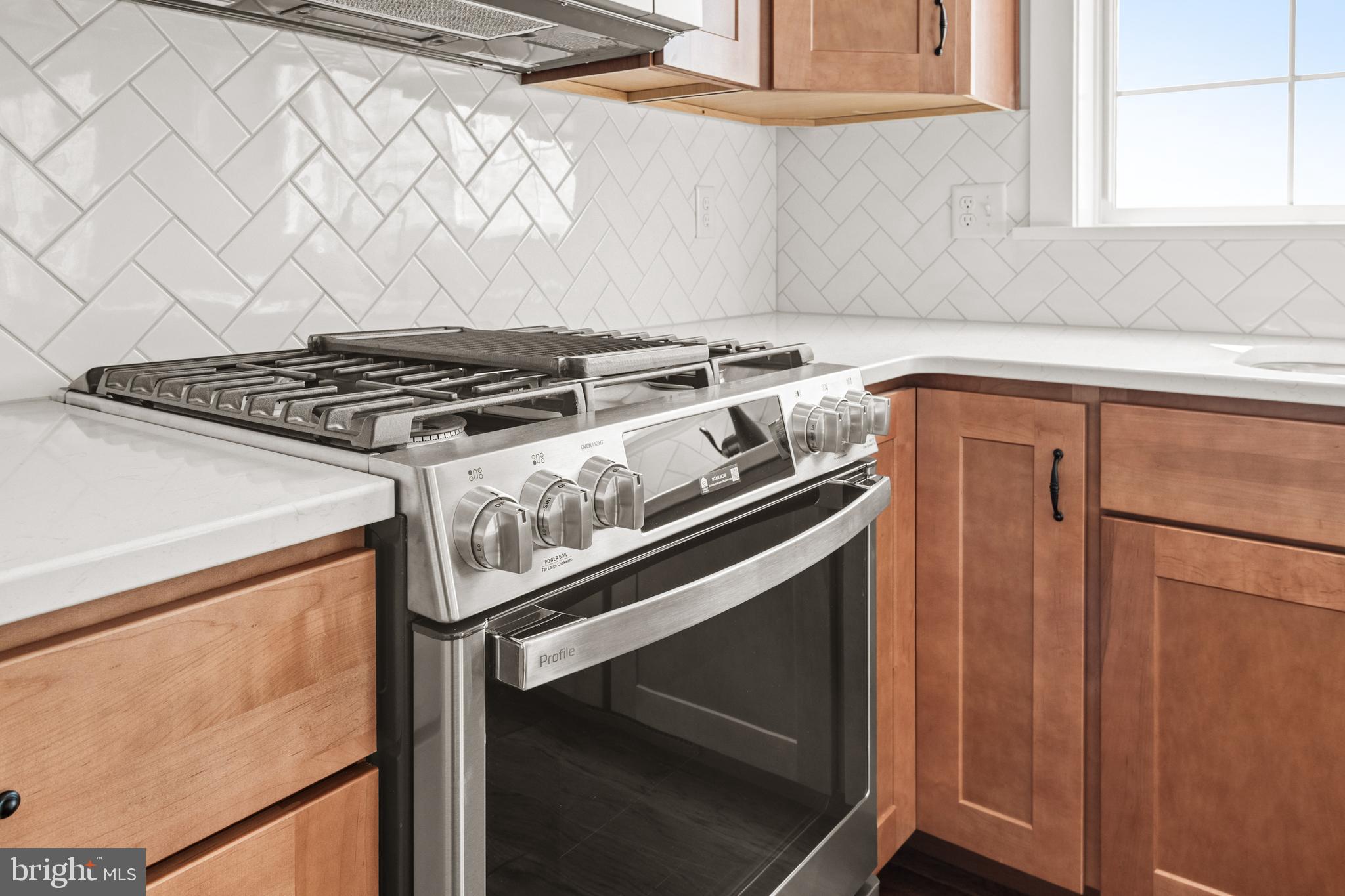 RIVER RIDGE HILLS - Residential