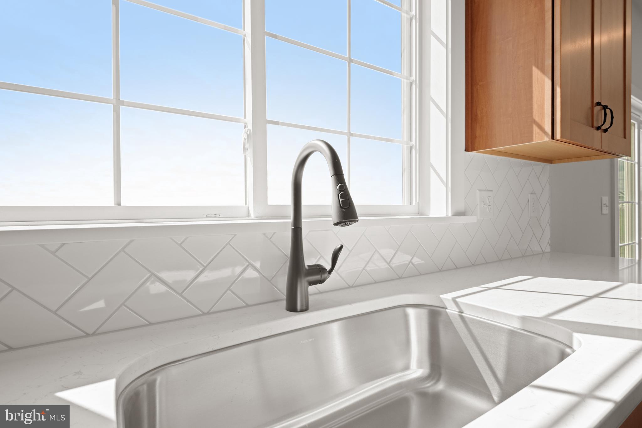 RIVER RIDGE HILLS - Residential