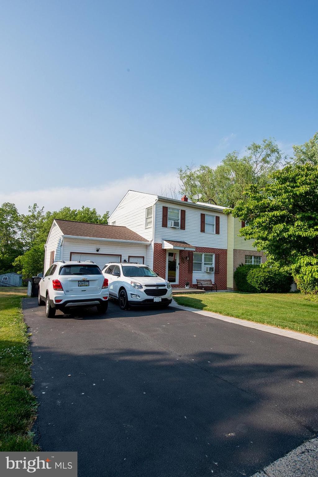 Photo of 1522 MANOR BLVD, LANCASTER, PA 17603 (MLS # PALA2036280)