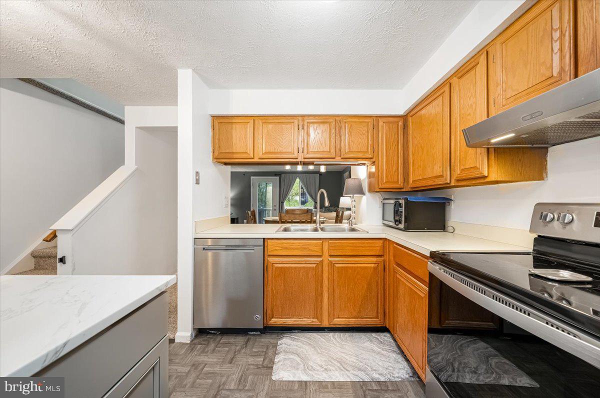 DAMASCUS VALLEY PARK - Residential