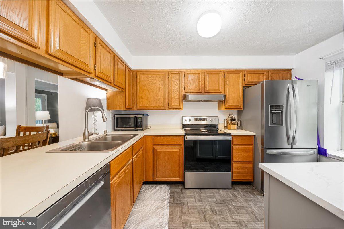 DAMASCUS VALLEY PARK - Residential