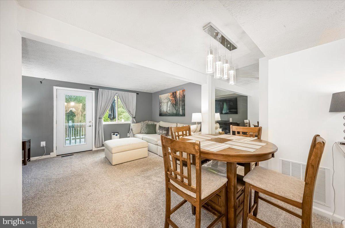 DAMASCUS VALLEY PARK - Residential