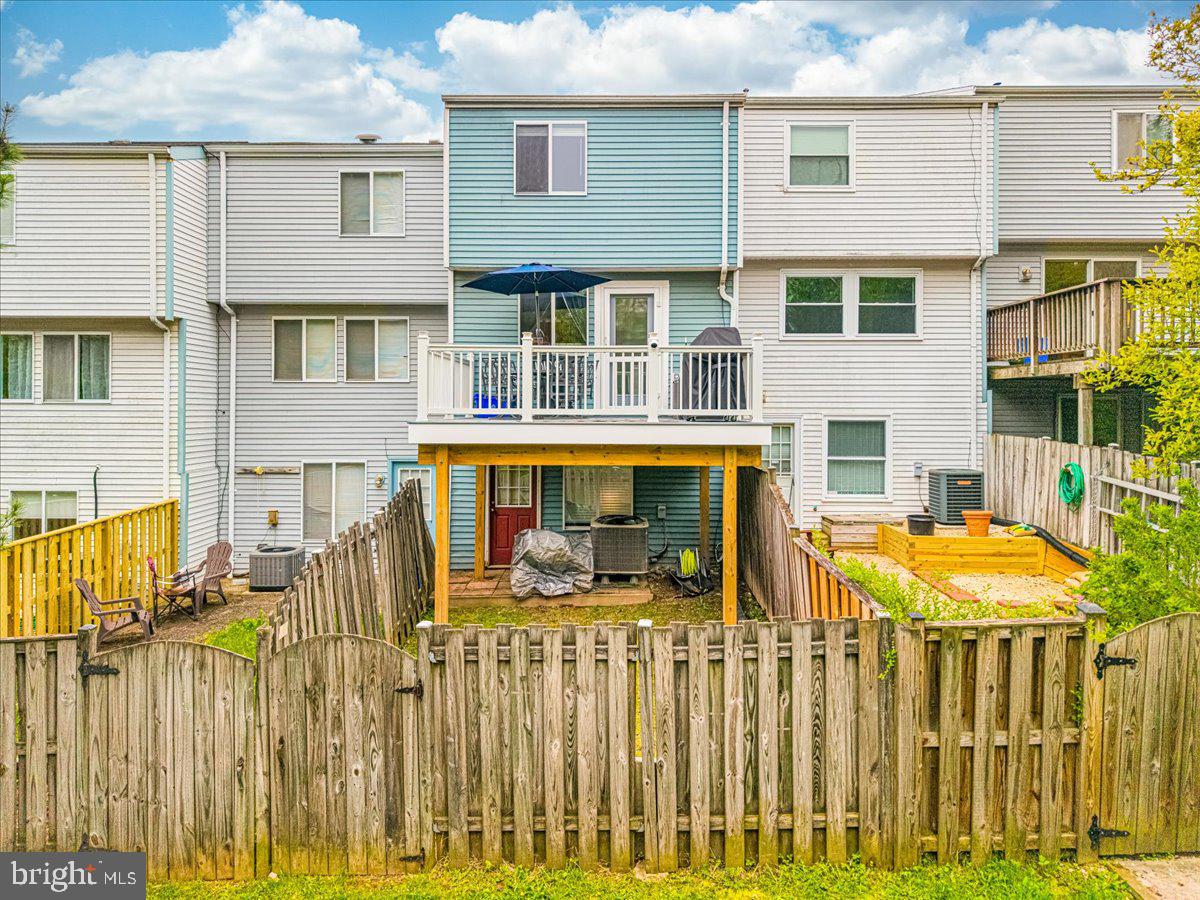 DAMASCUS VALLEY PARK - Residential