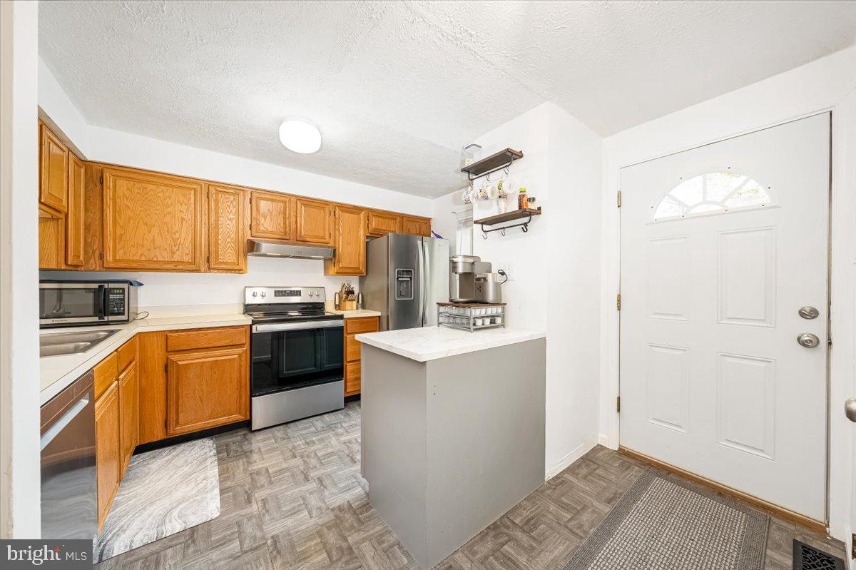 DAMASCUS VALLEY PARK - Residential