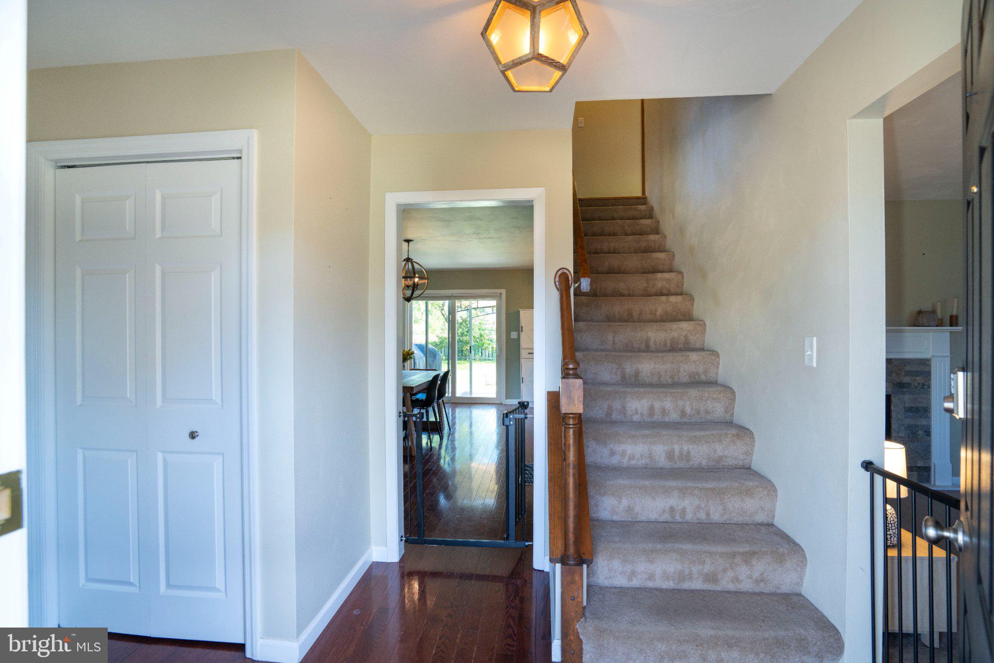 2294 ROYLEN CIRCLE