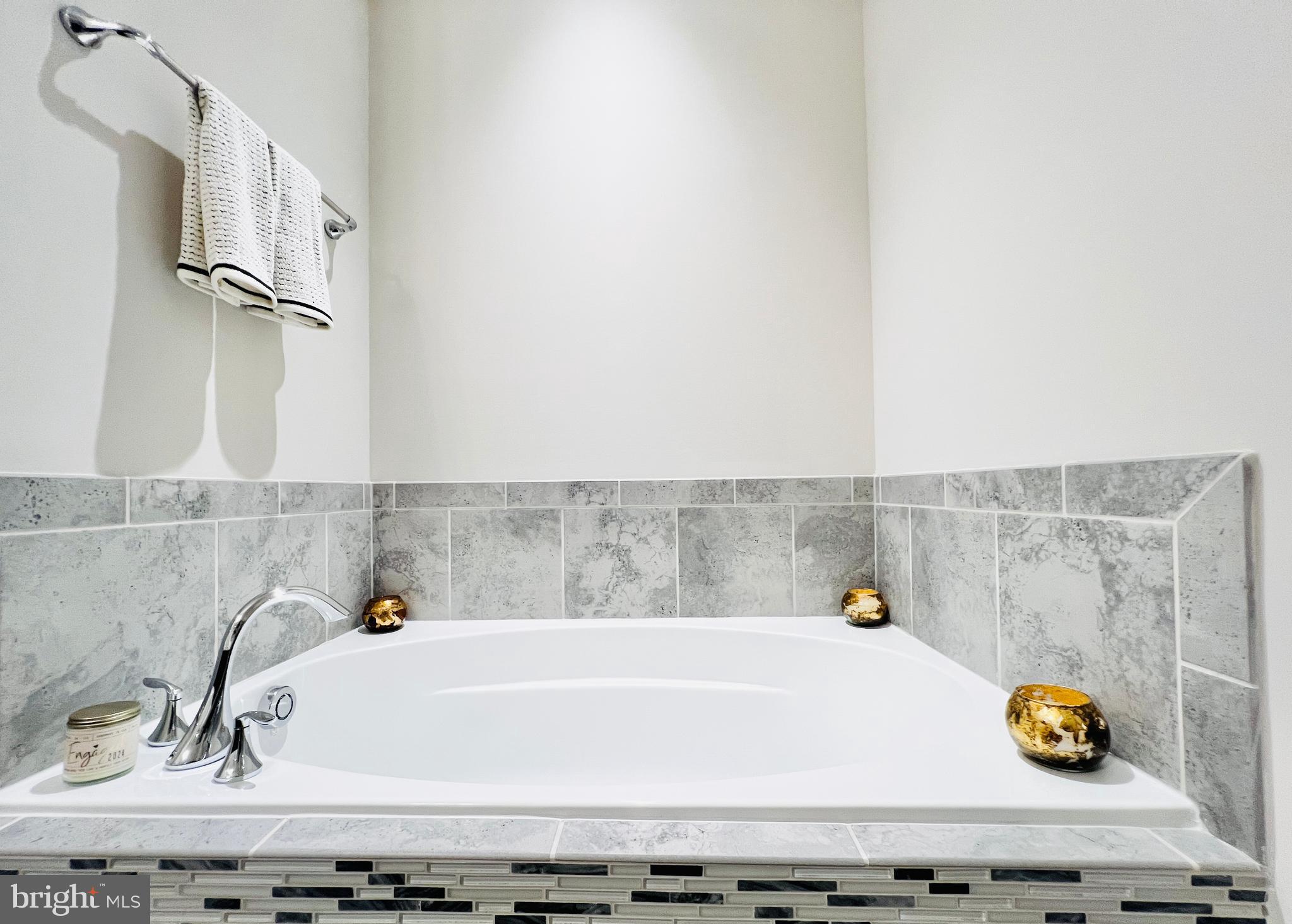 BRICK YARD STATION - Residential