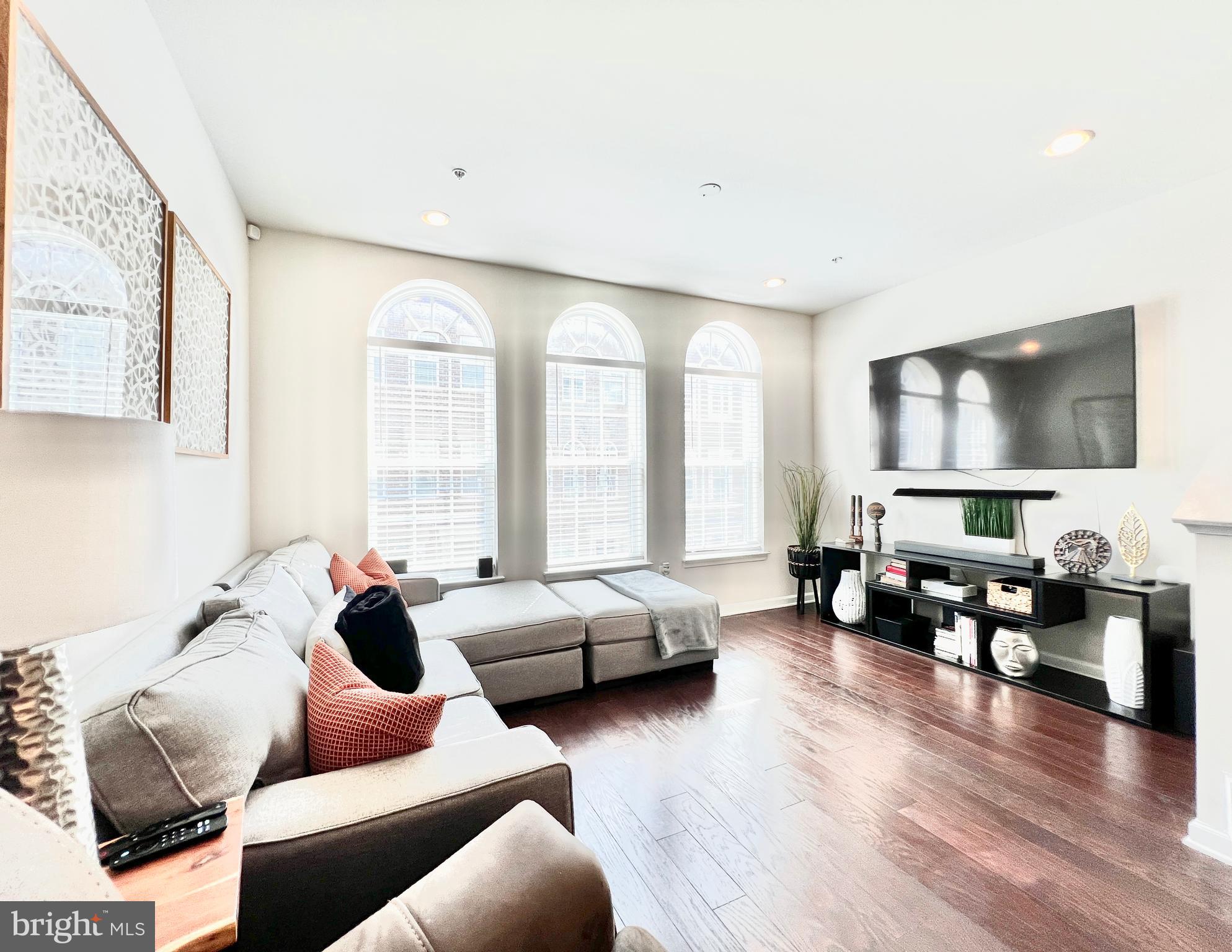 BRICK YARD STATION - Residential