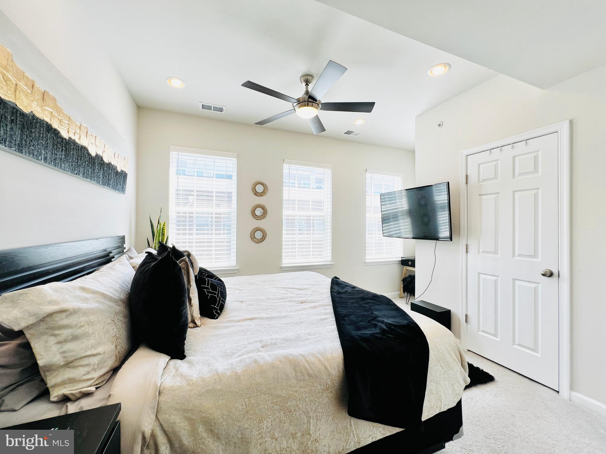 BRICK YARD STATION - Residential