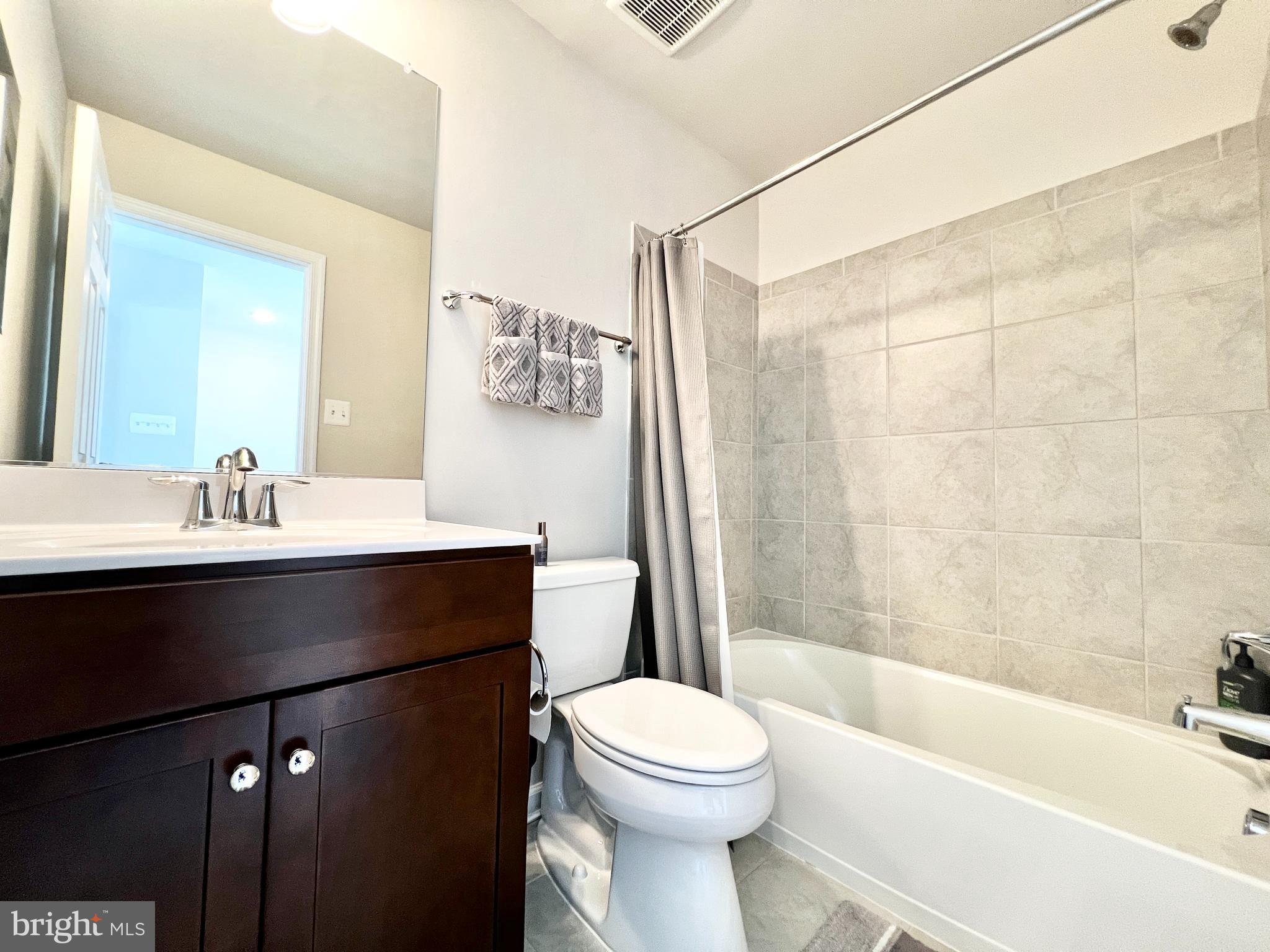 BRICK YARD STATION - Residential