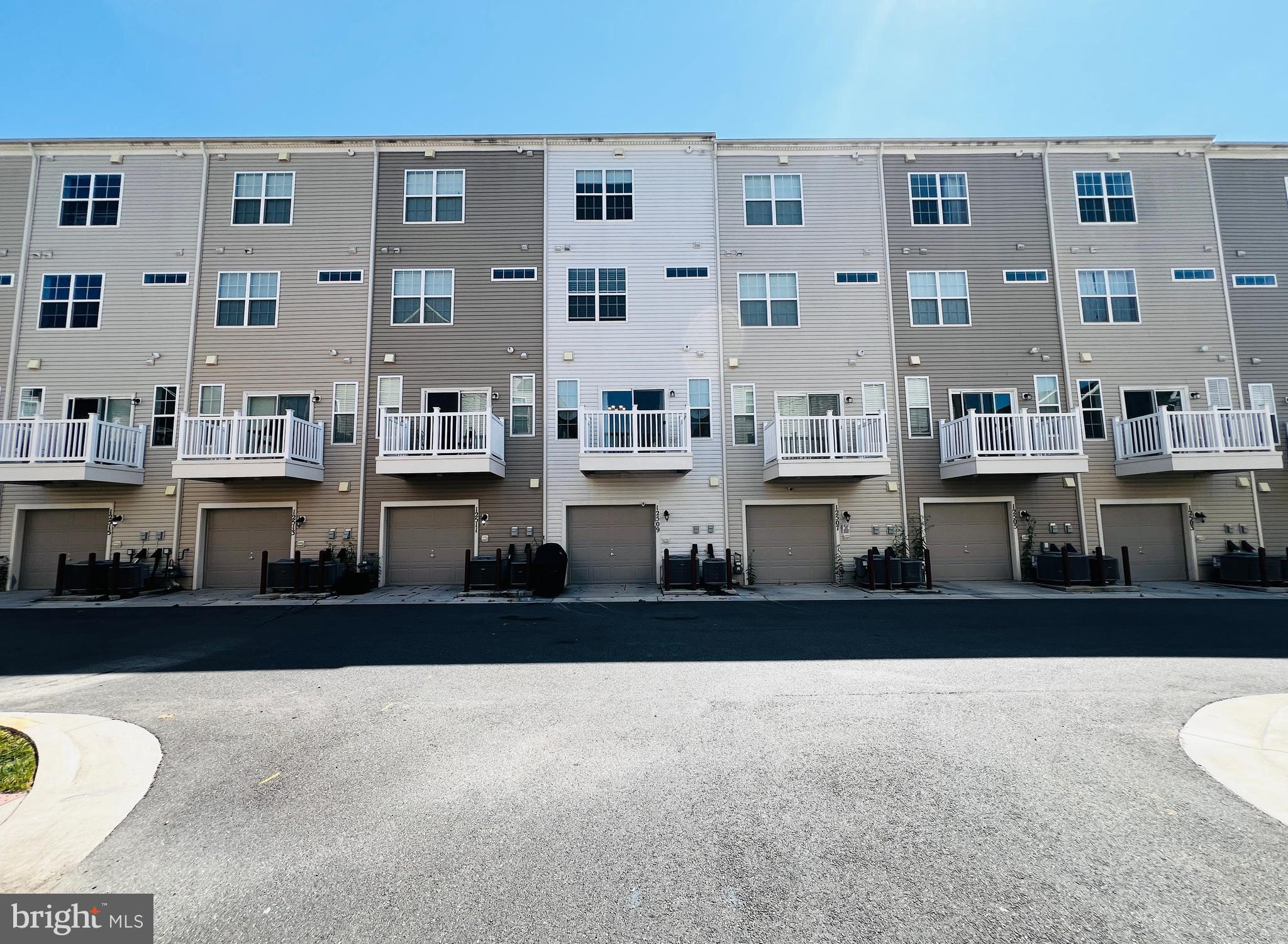 BRICK YARD STATION - Residential