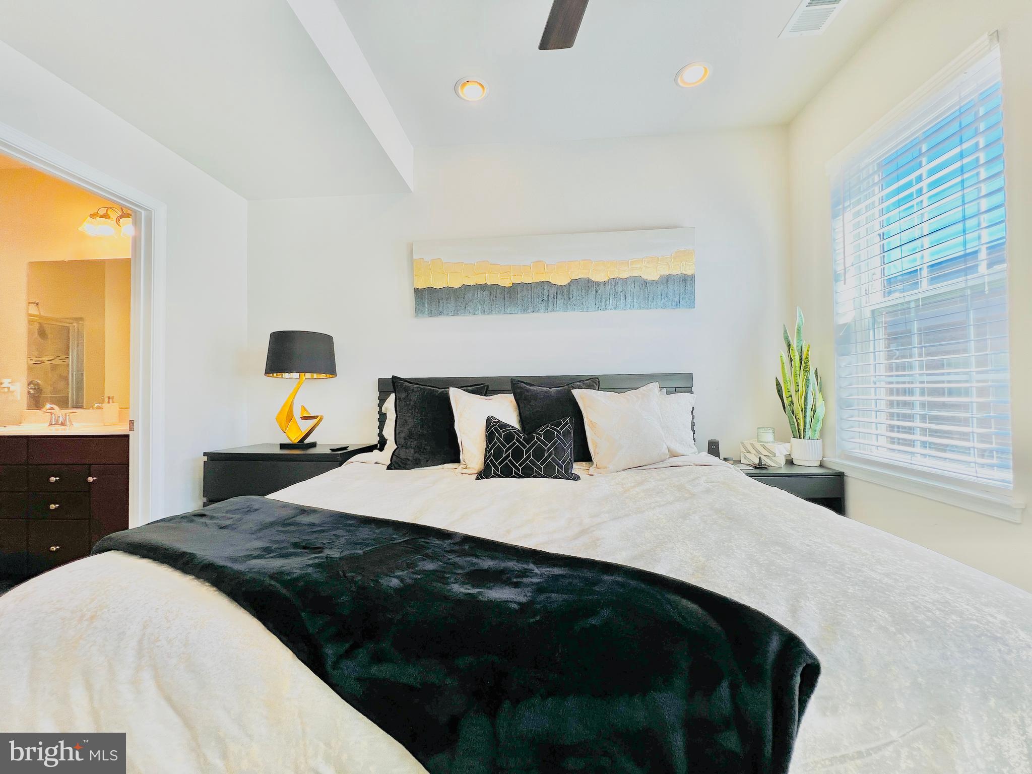 BRICK YARD STATION - Residential