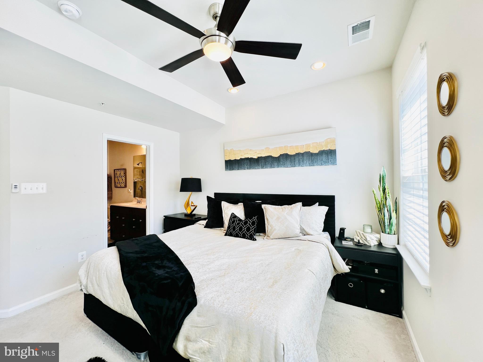 BRICK YARD STATION - Residential