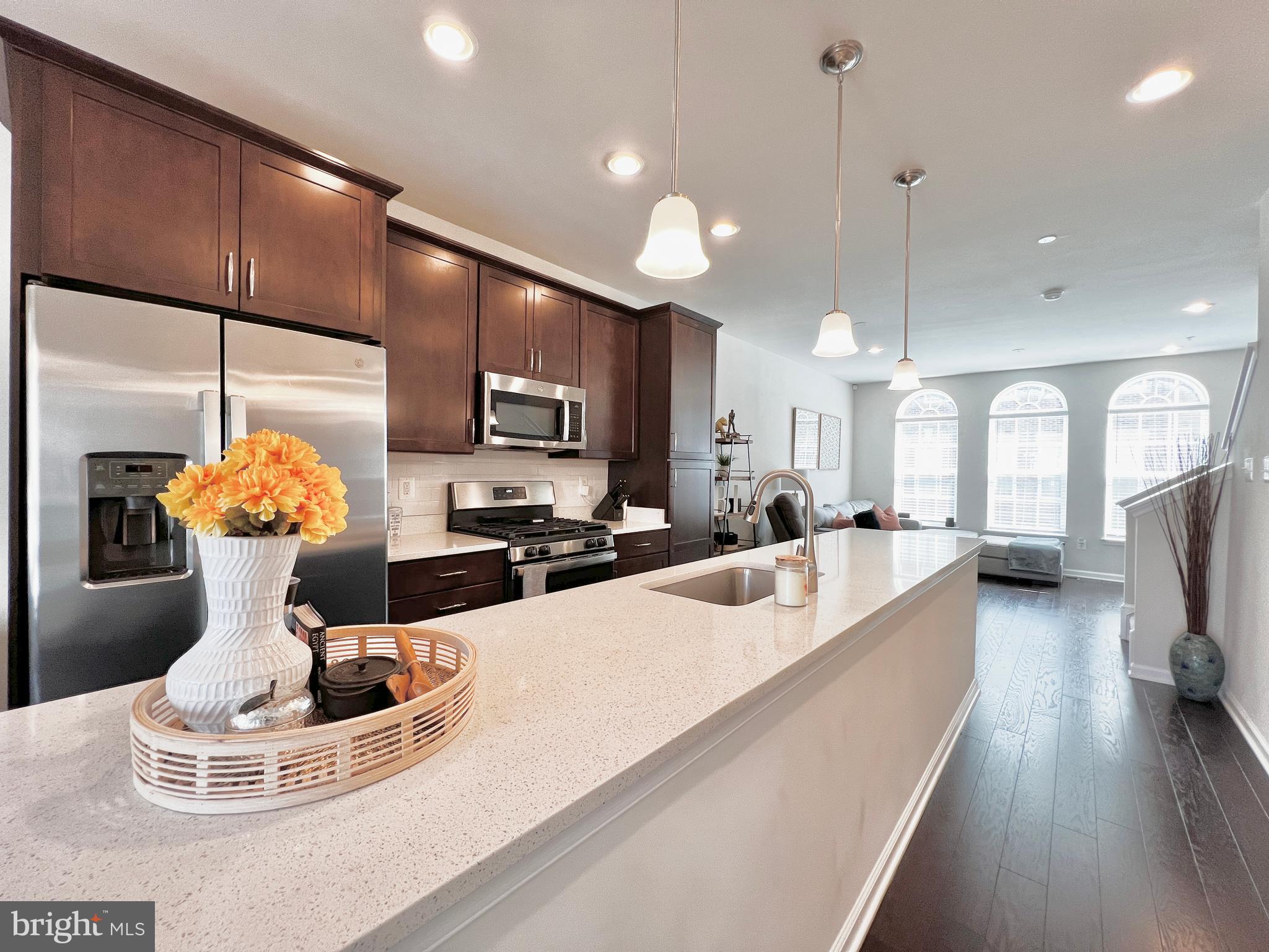 BRICK YARD STATION - Residential