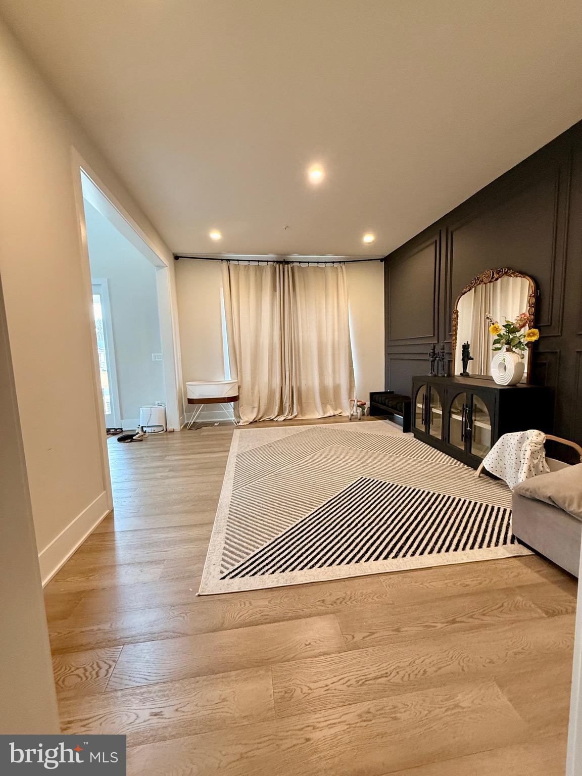 MT. PROSPECT - Residential