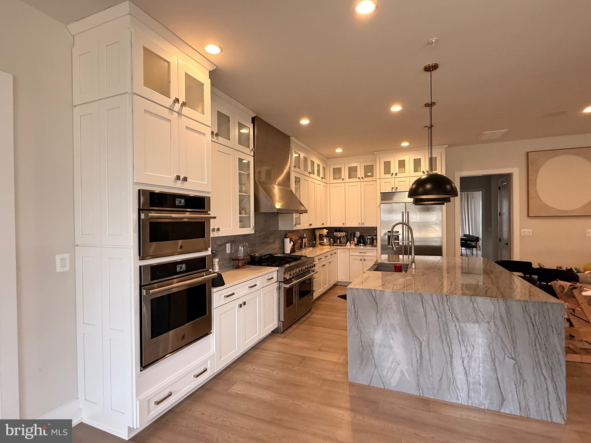 MT. PROSPECT - Residential