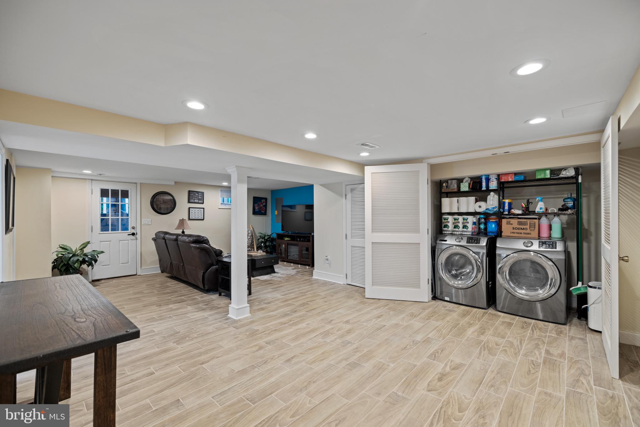 GREENWAY DOWNS - Residential Lease