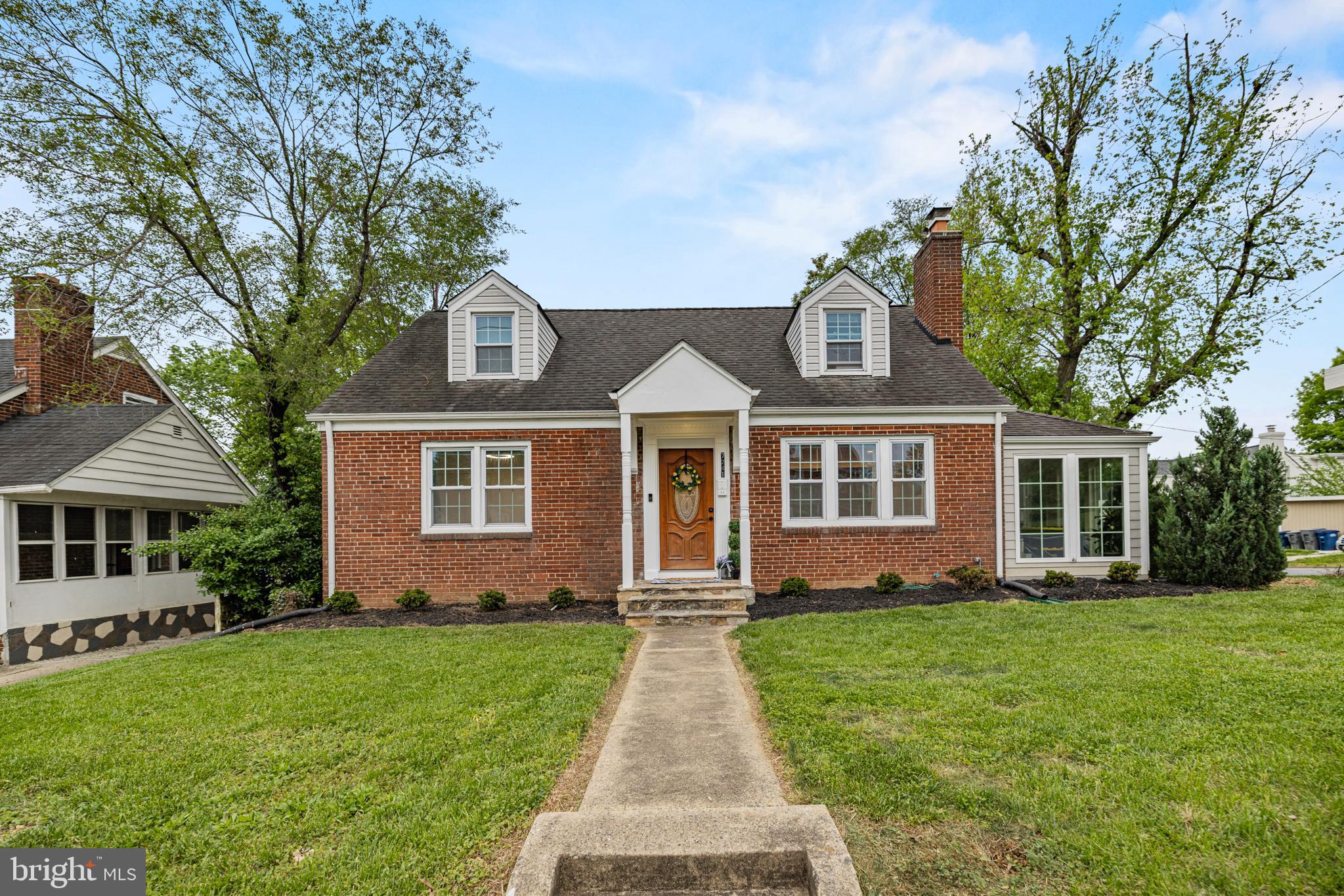 GREENWAY DOWNS - Residential Lease