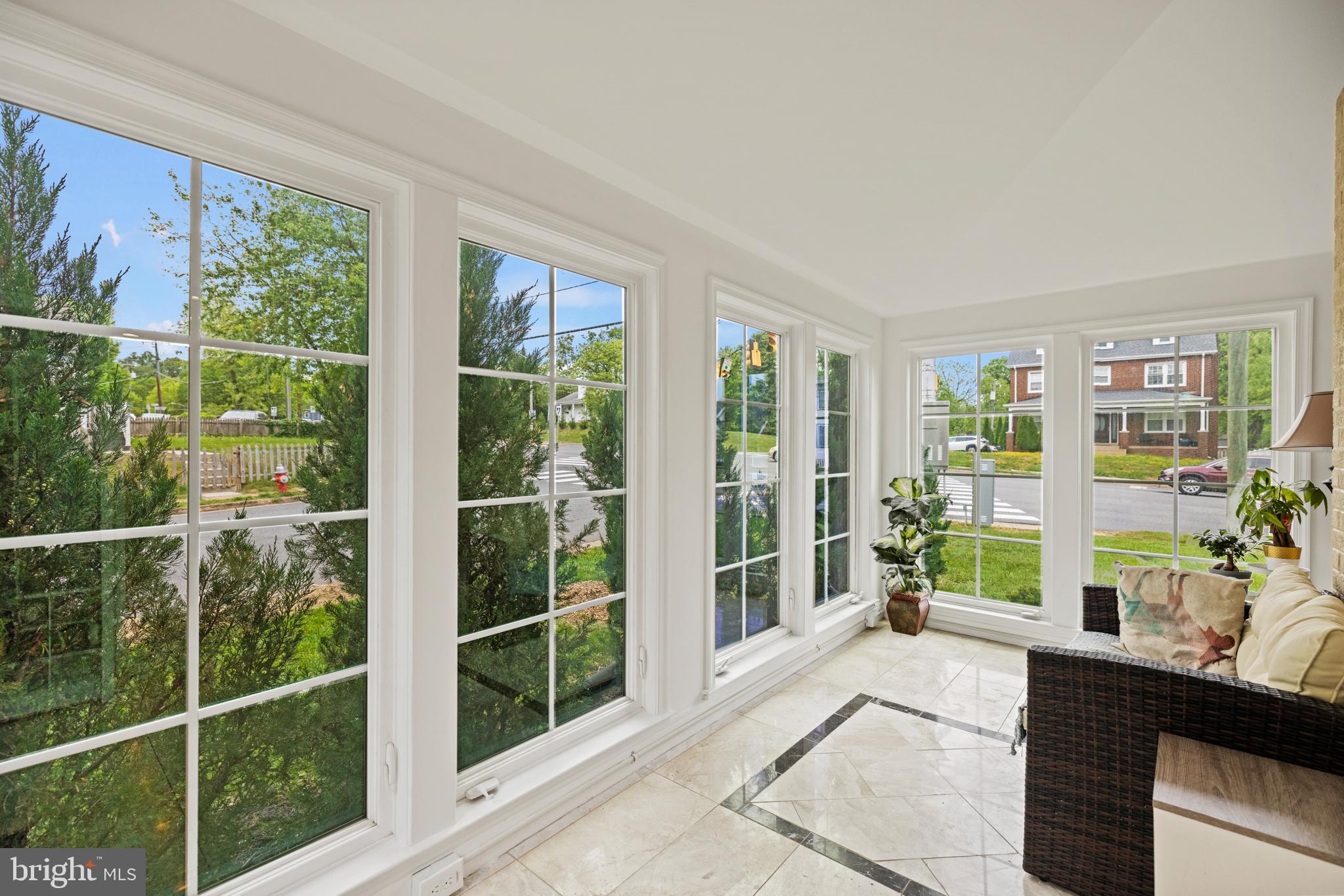 GREENWAY DOWNS - Residential Lease