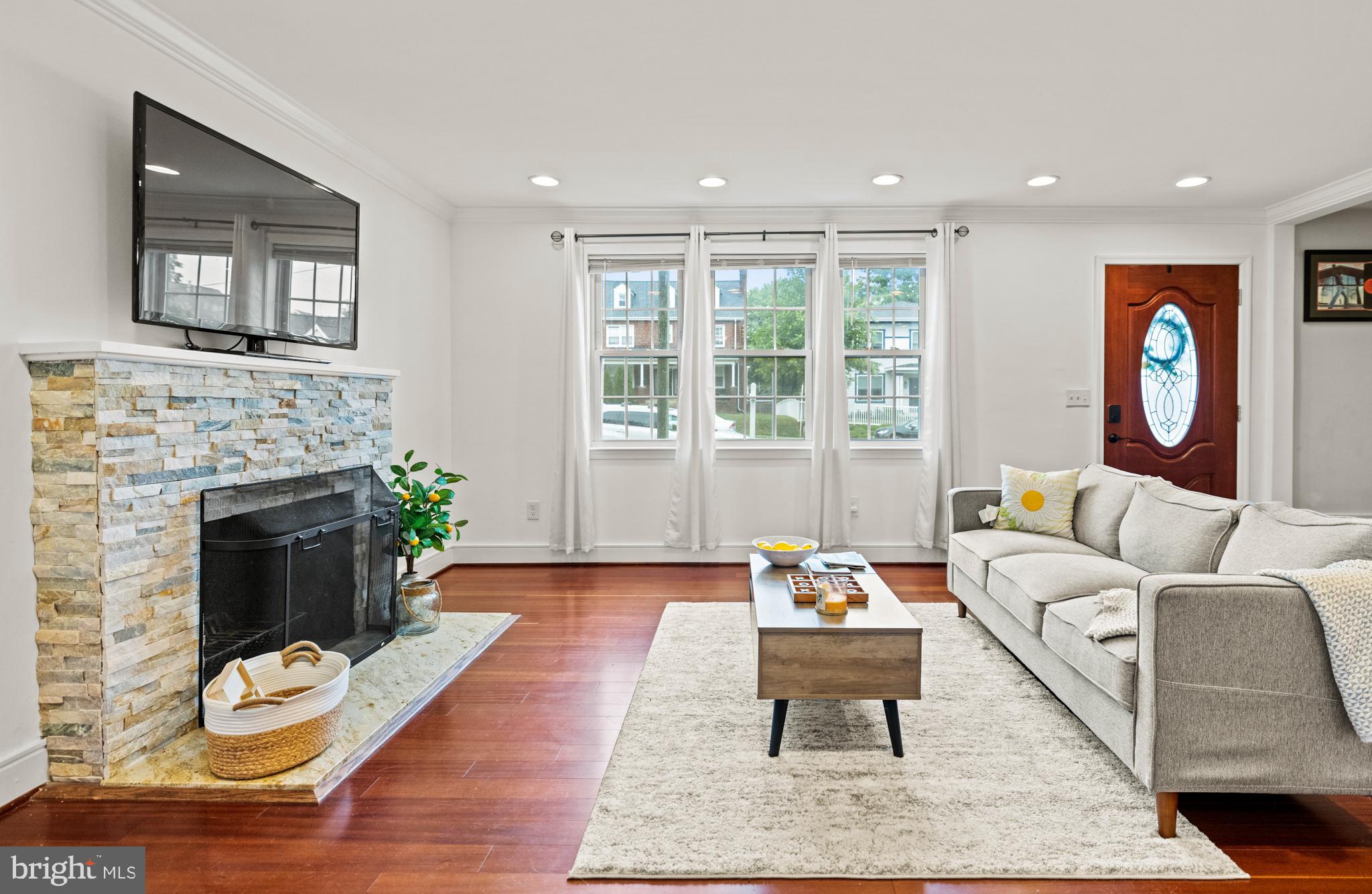 GREENWAY DOWNS - Residential Lease