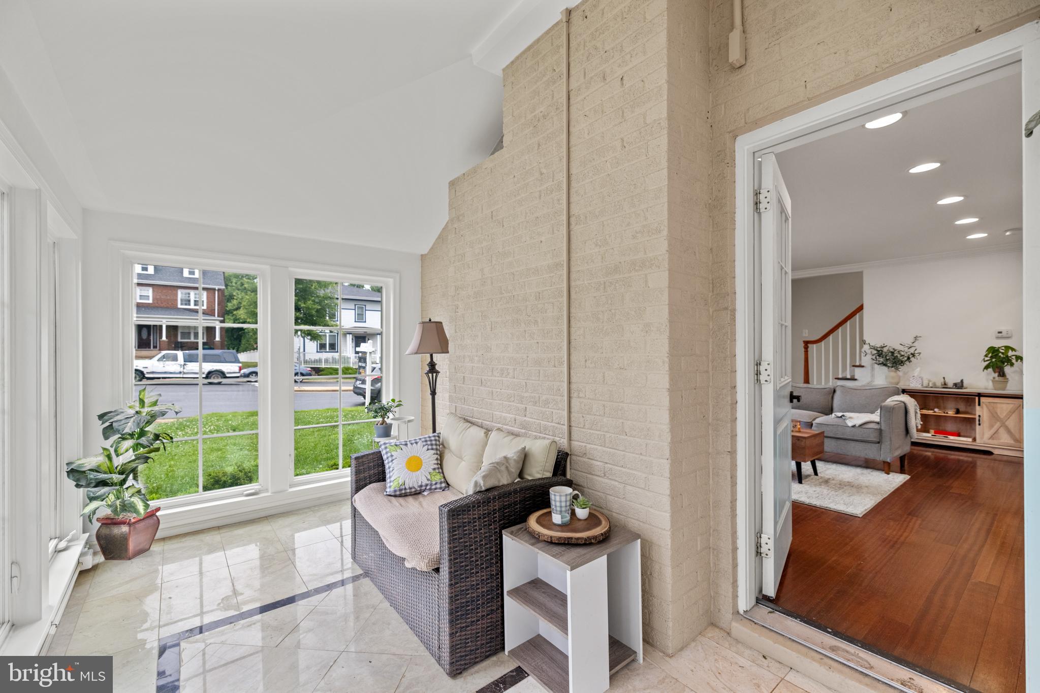 GREENWAY DOWNS - Residential Lease