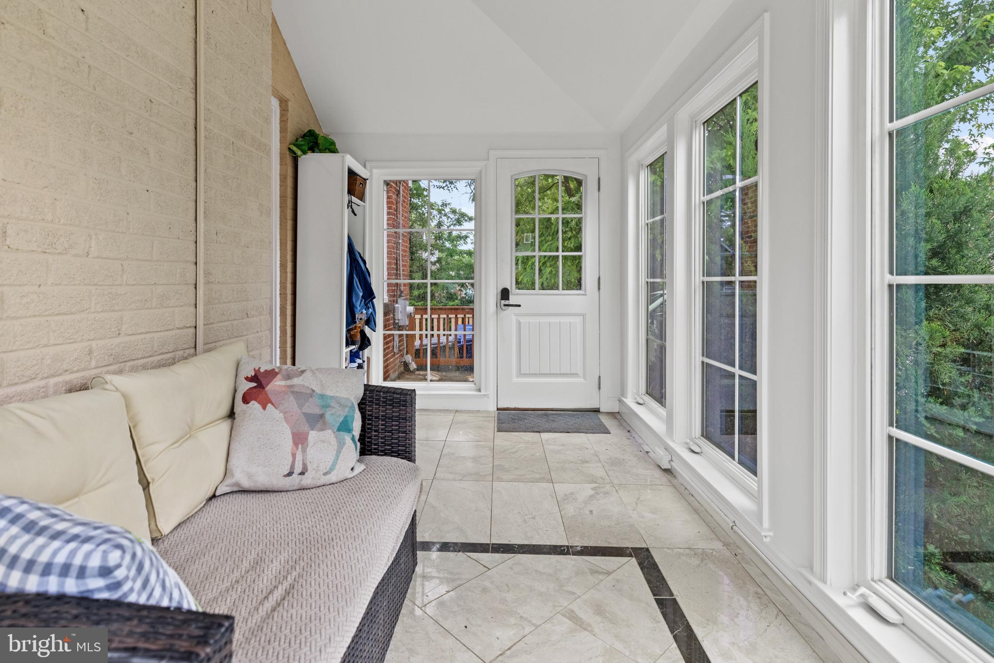 GREENWAY DOWNS - Residential Lease