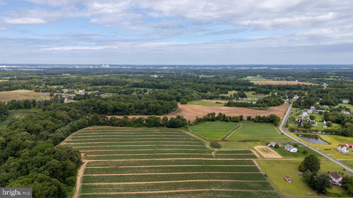 71 W TOMLIN STATION ROAD