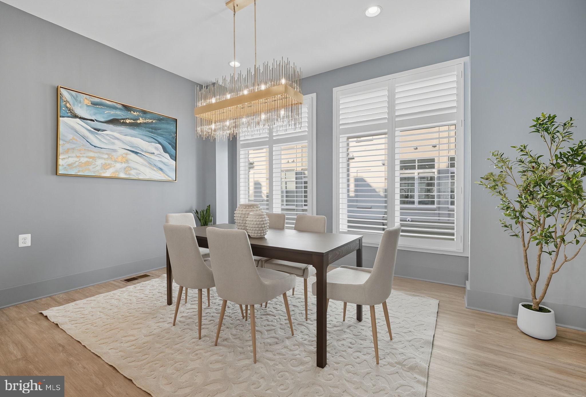 POTOMAC OUTSIDE - Residential