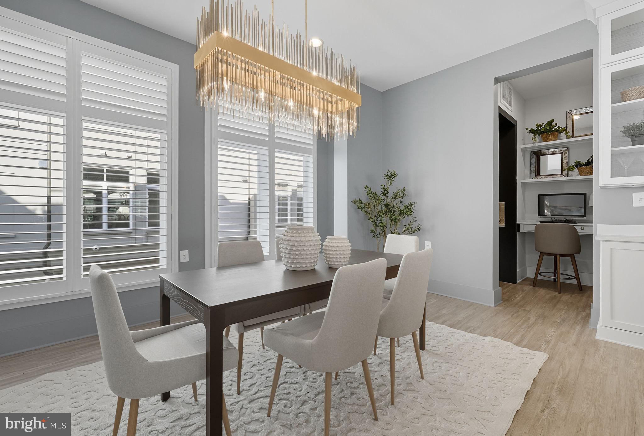 POTOMAC OUTSIDE - Residential