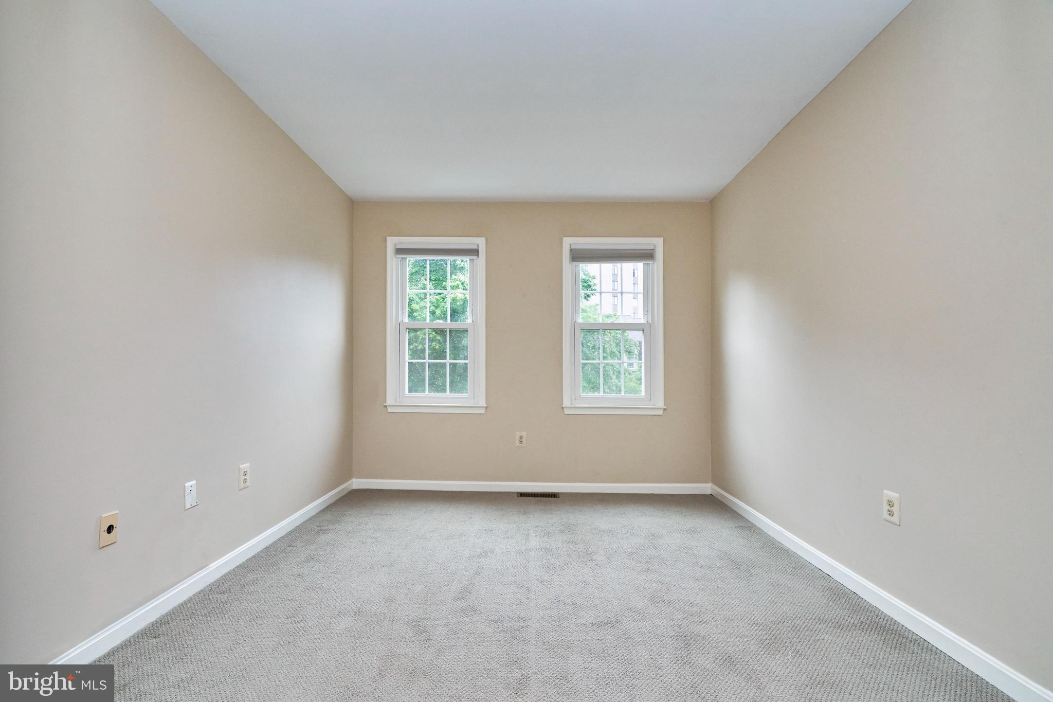 MANCHESTER SQUARE - Residential